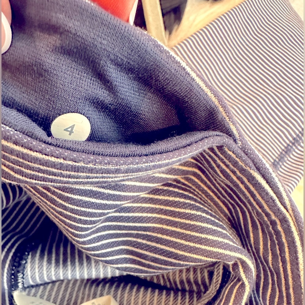 Lululemon Wunder Under Legging - Picture 13 of 15